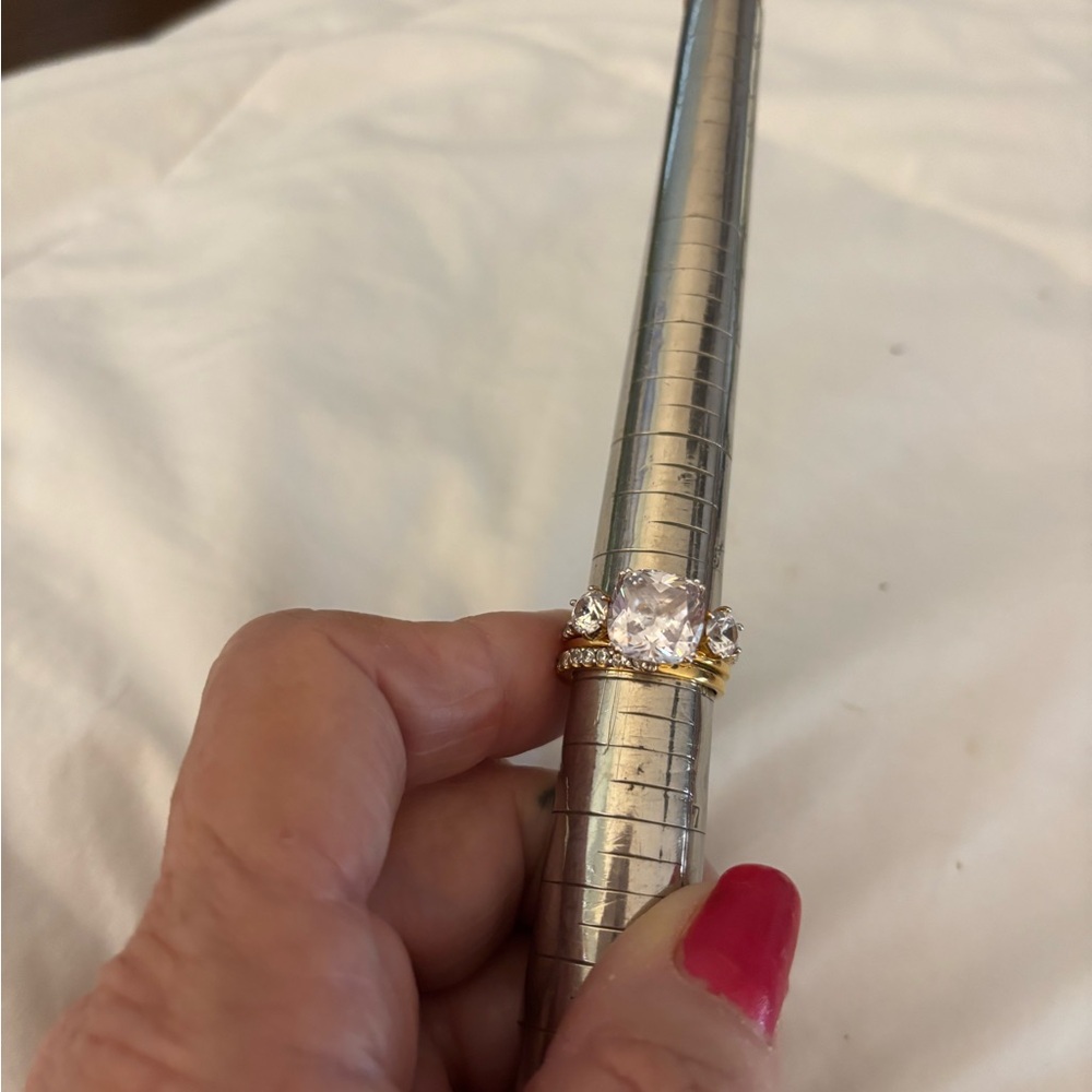 Bradford exchange Megan Markle copy